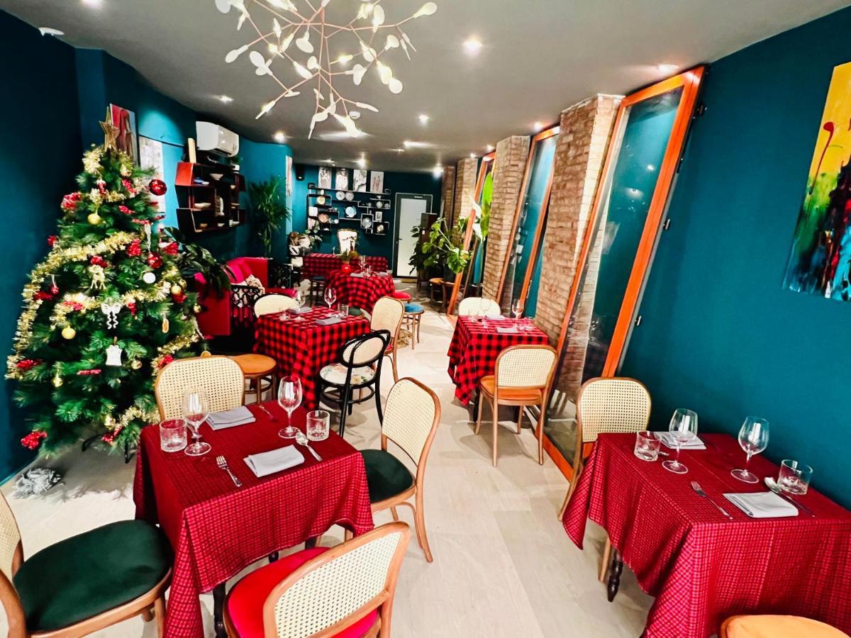 הו צ'י מין סיטי Saigon 118 Hostel And Cafe מראה חיצוני תמונה