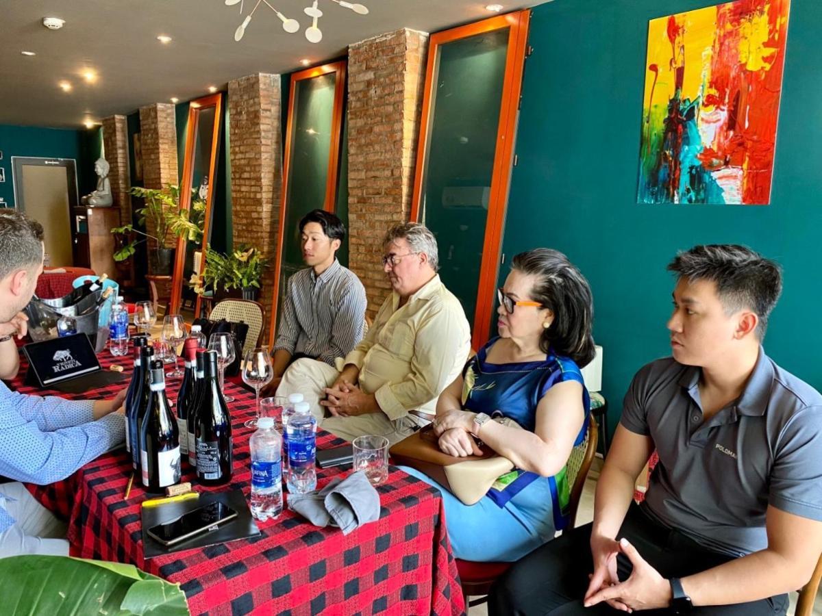 הו צ'י מין סיטי Saigon 118 Hostel And Cafe מראה חיצוני תמונה